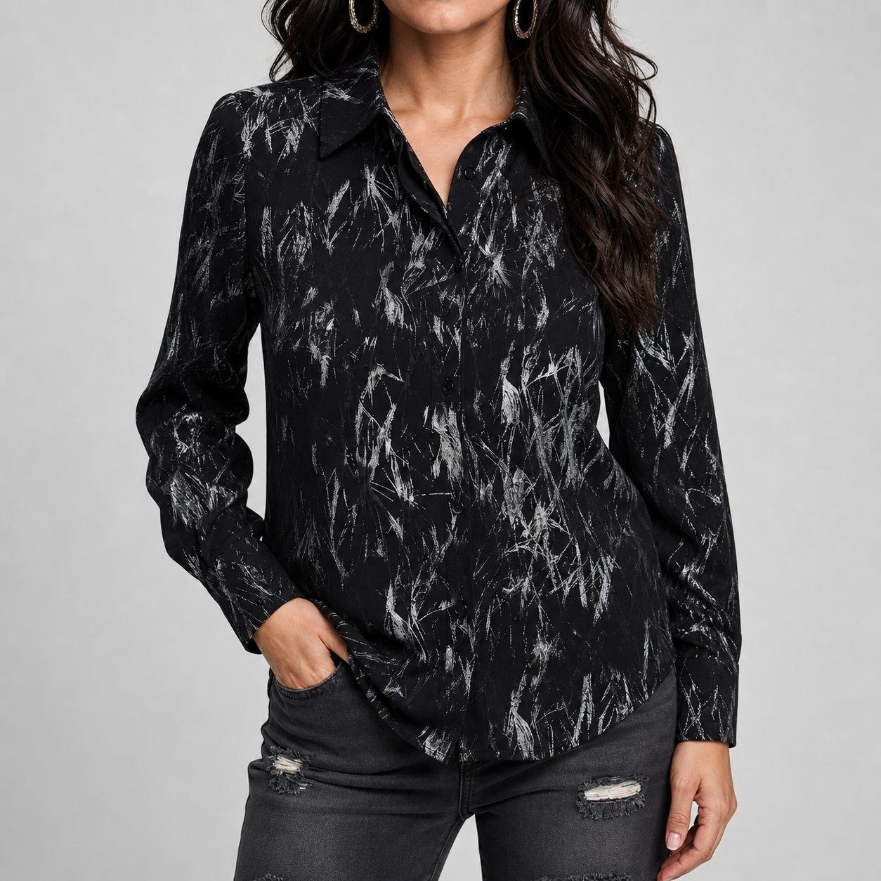 Blusa Camisera Estampada Negra para Mujer – Sateen 1541-2514 - Image 2