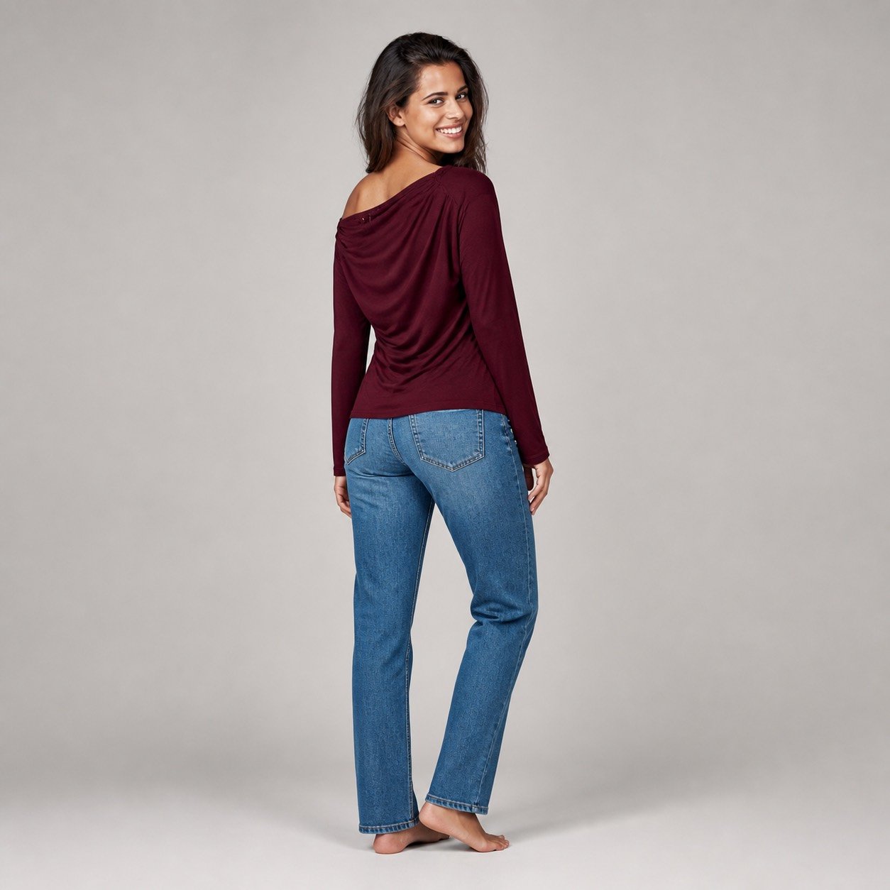Blusa Vino de Un Hombro Corrugado – CTN 2792 - Image 4