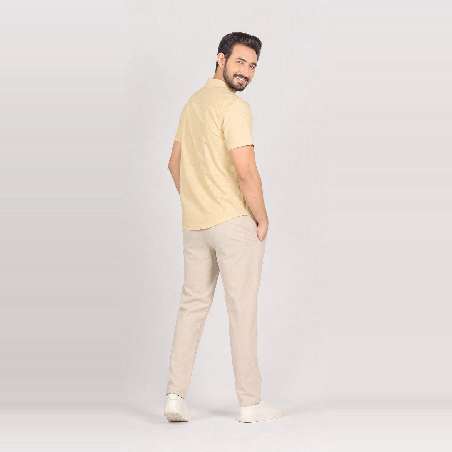 Camisa Pratzi Beige de Manga Corta para Hombre – Studio Bax 4001024 - Image 4