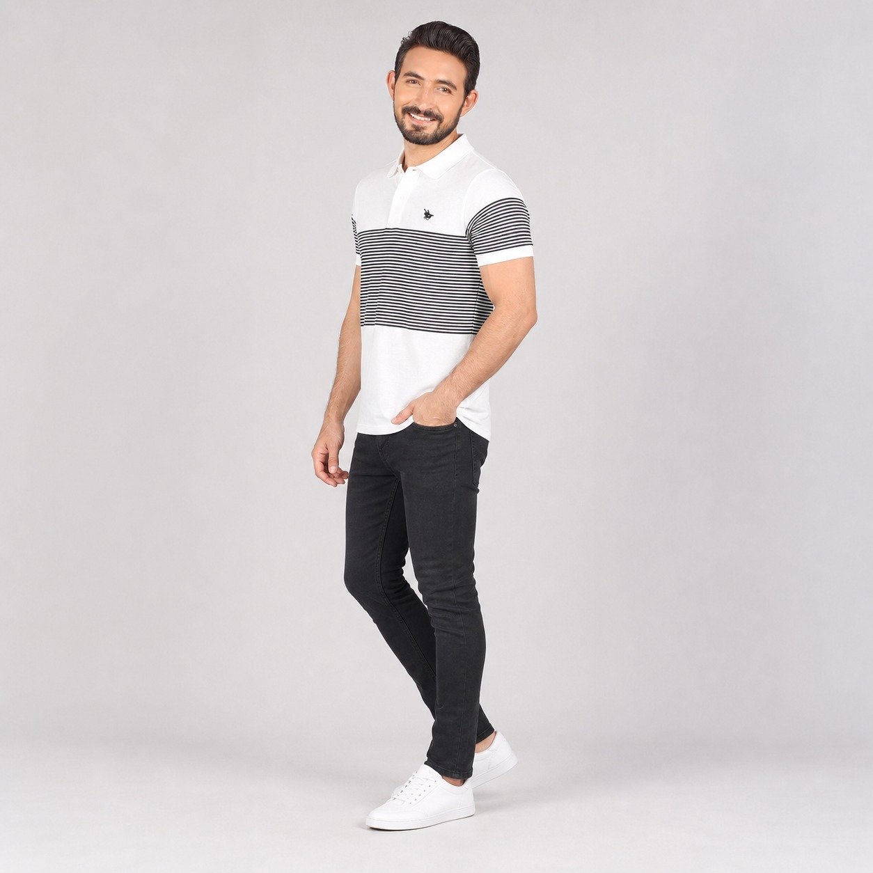 Polo Blanco con Líneas Negras para Hombre – Long Beach LBPC-V31-206J - Image 3